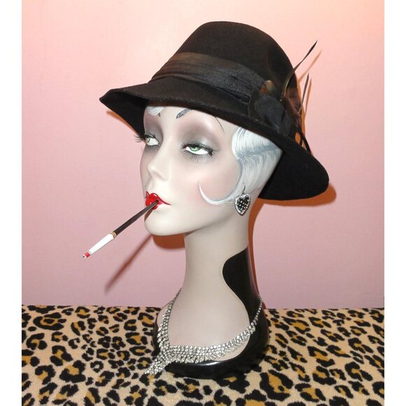 Vintage Chelton Black Wool Cloche Hat w/ Feathers bow church hat Kentucky derby main image 10